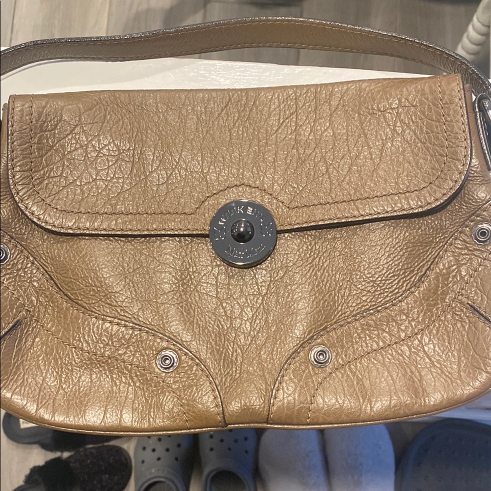 MaxMara Brown Leather Shoulder Bag with Textured Finish